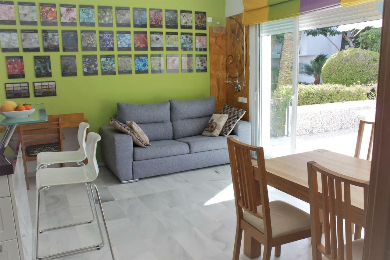 Alcazaba Beach Apartment 3302 Estepona Exteriör bild
