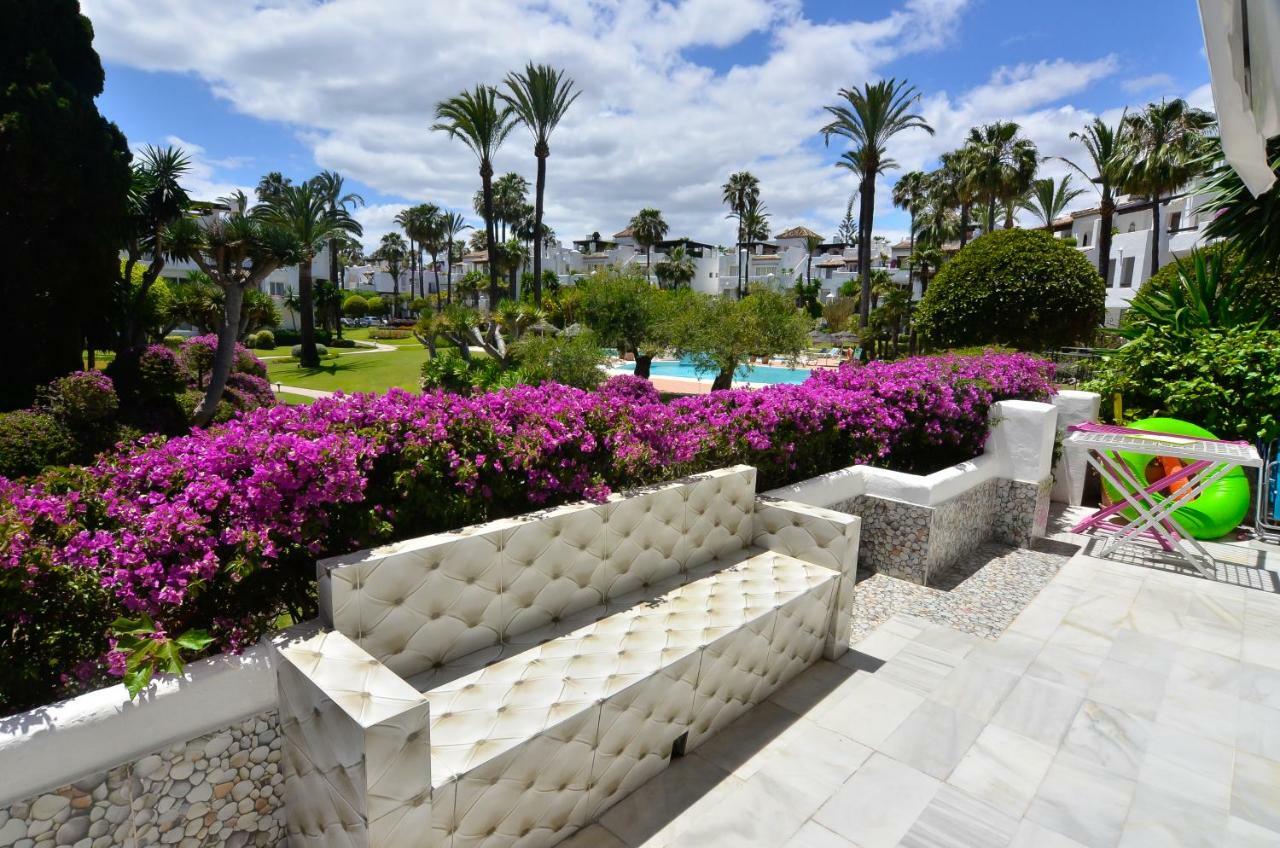 Alcazaba Beach Apartment 3302 Estepona Exteriör bild