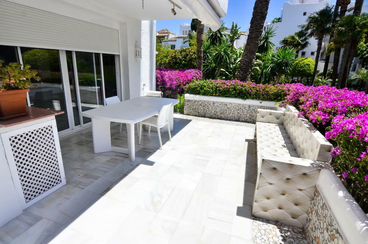 Alcazaba Beach Apartment 3302 Estepona Exteriör bild